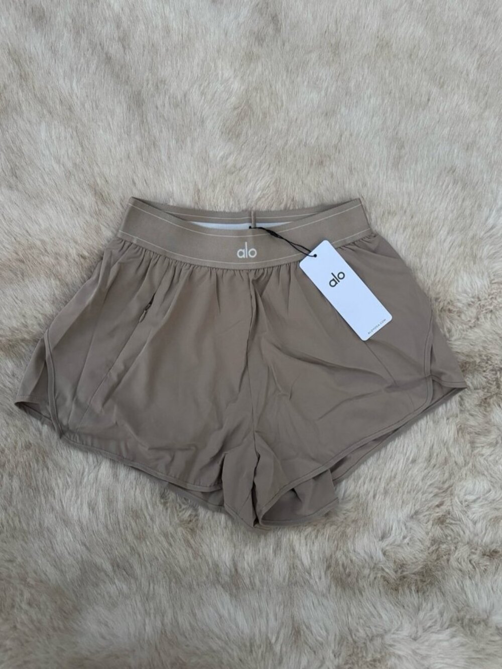Women’s Alo Tan Shorts